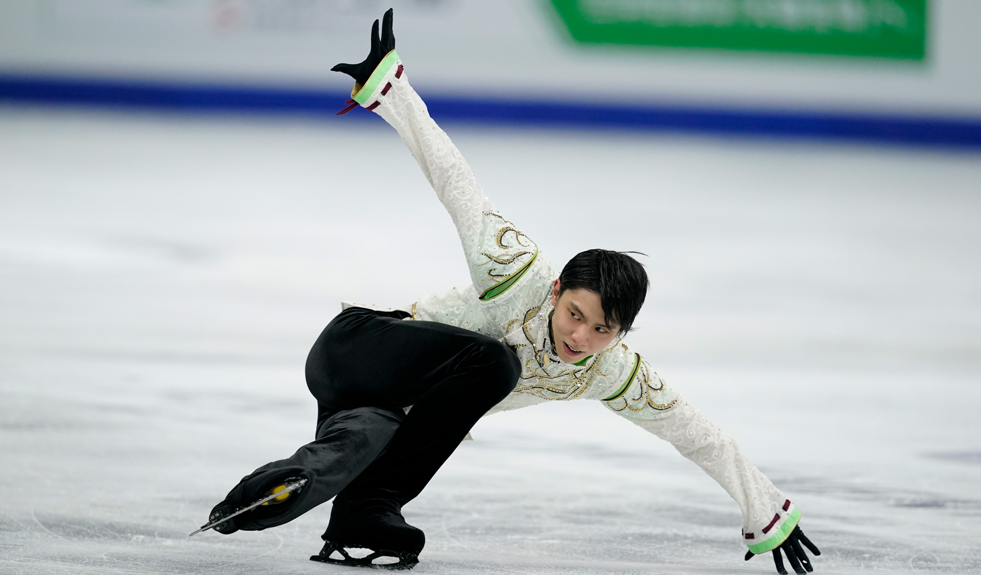 2022人気新作 羽生結弦 愛蔵版 プロローグ 趣味/スポーツ/実用